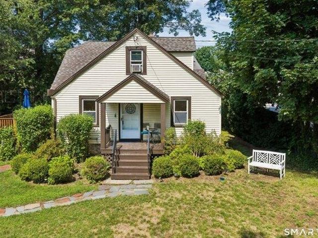 House for sale in Cos Cob, Connecticut