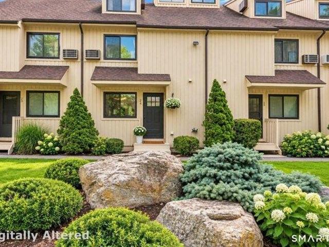 House for sale in Springdale, Stamford
