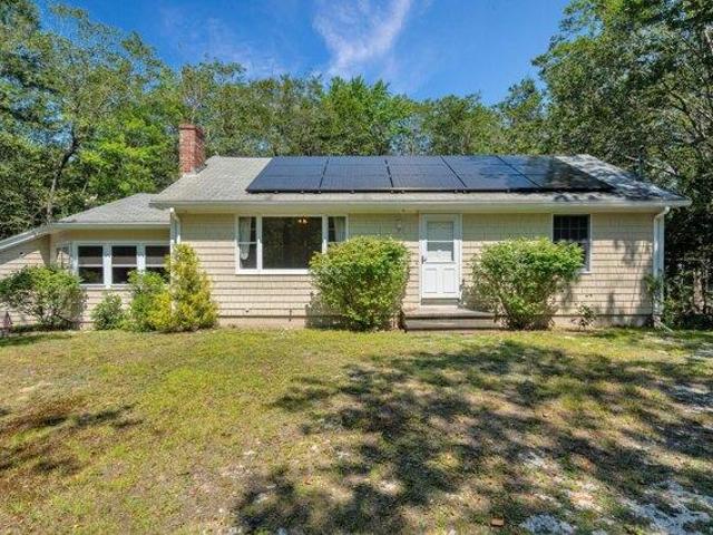 House for sale in Standish, Cumberland County