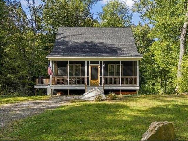 House for sale in Standish, Cumberland County