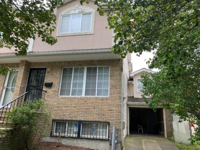 House for sale in Arverne, New York