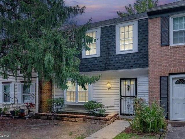 Condo for sale in Virginia