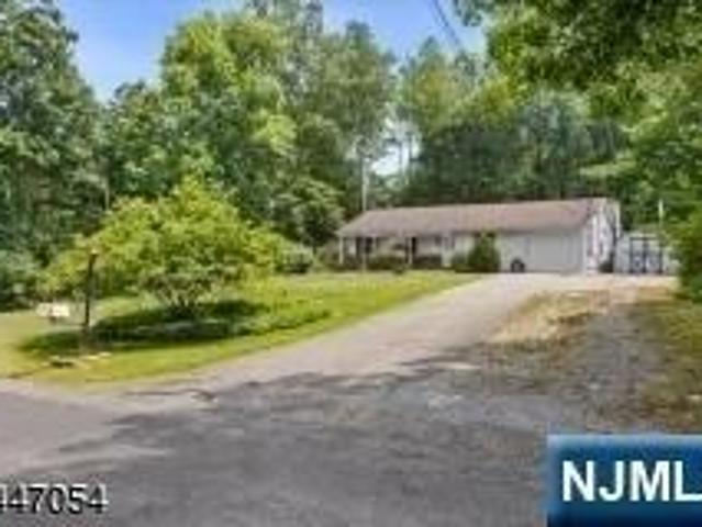 House for sale in Paulins Kill, Stillwater Township