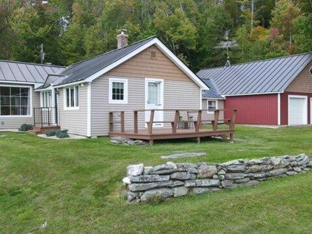 House for sale in Gaysville, Windsor County