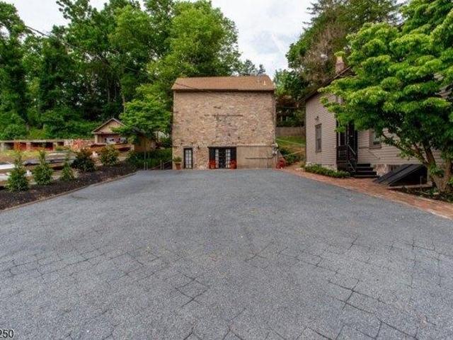 House for sale in Stockton, New Jersey