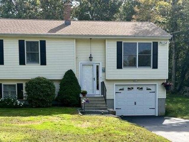 House for sale in Clarks Village, Stonington