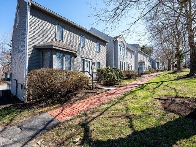 Condo for sale in Stoughton, Massachusetts