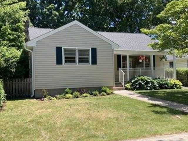 House for sale in Stratford, Connecticut