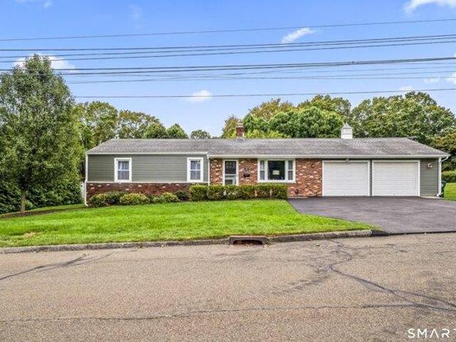 House for sale in Stratford, Greater Bridgeport Planning Region