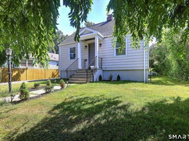House for sale in Stratford, Greater Bridgeport Planning Region