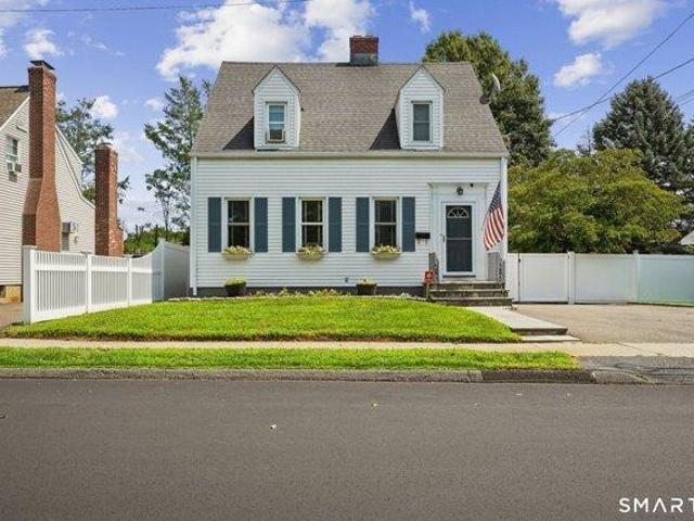 House for sale in Stratford, Greater Bridgeport Planning Region