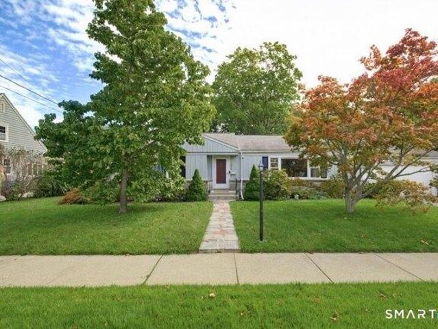 House for sale in Stratford Center Historic District, Stratford