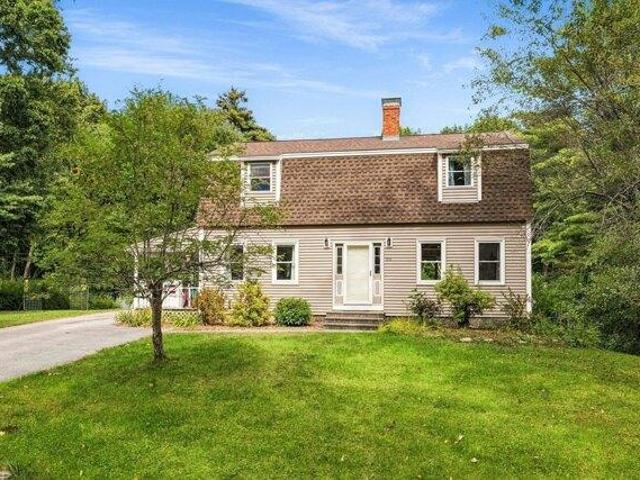 House for sale in Stratham, Rockingham County
