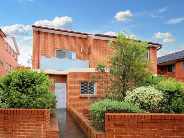 Townhouse for rent in Sydney, New South Wales
