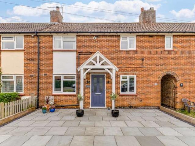 Studio for sale in Welwyn, Fretherne