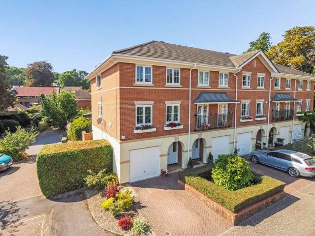 Studio for sale in Hampshire