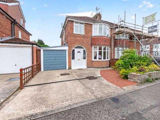 Studio for sale in York