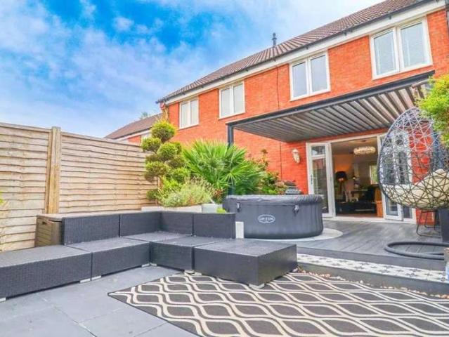 Studio for sale in Weston-super-mare, North Somerset