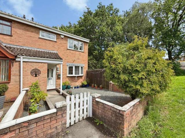 Studio for sale in New Invention, Bloxwich