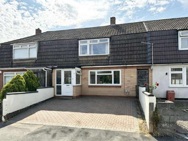 Studio for sale in Withywood, Bristol