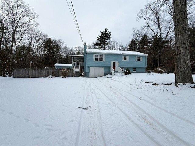 House for sale in Fiskdale, Massachusetts