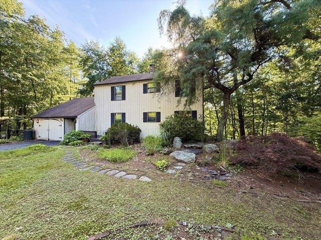 House for sale in Fiskdale, Massachusetts