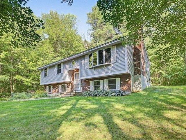 House for sale in Fiskdale, Massachusetts
