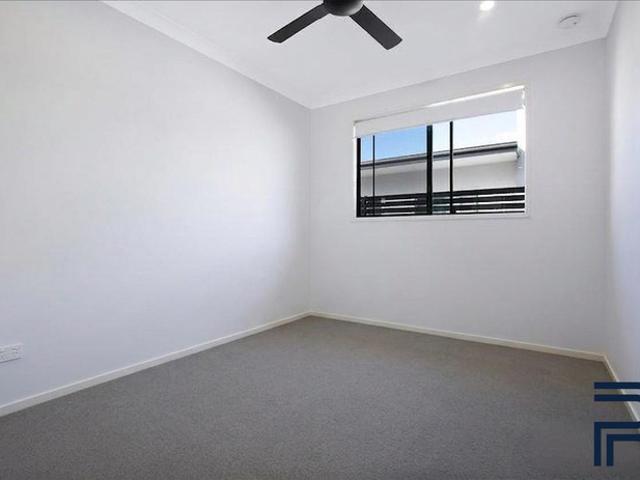 Townhouse for rent in Toombul, Queensland