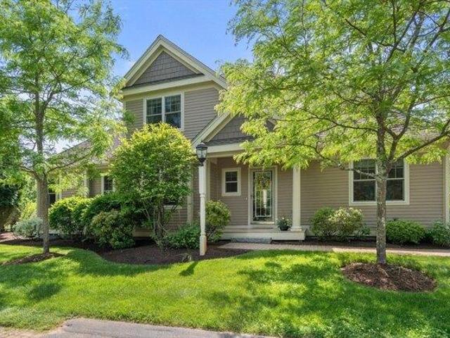 Condo for sale in Sudbury, Massachusetts