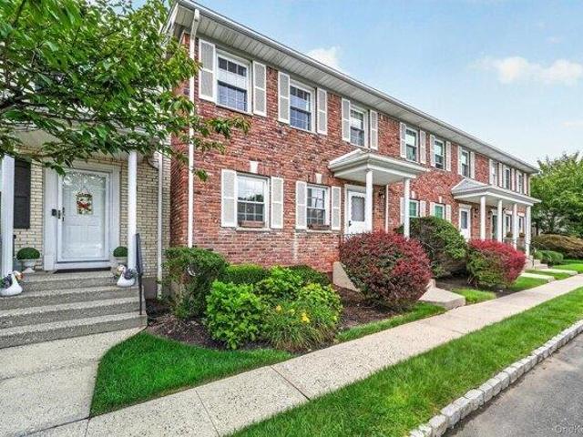Condo for sale in Rockland, New York