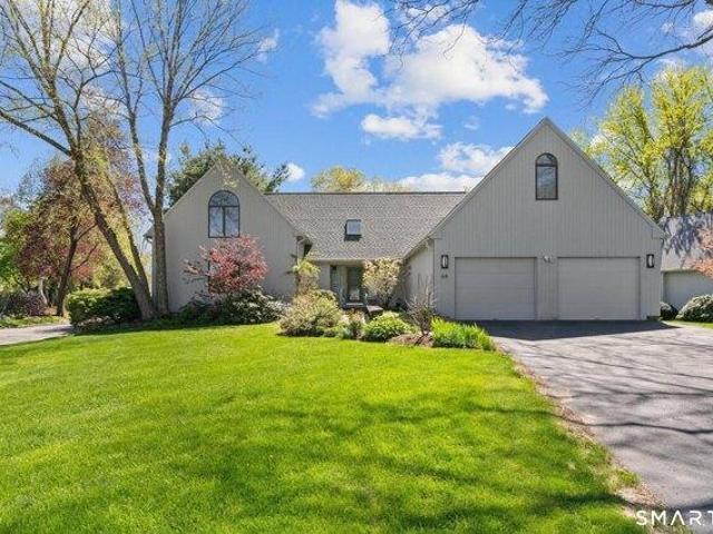 Condo for sale in Suffield, Connecticut