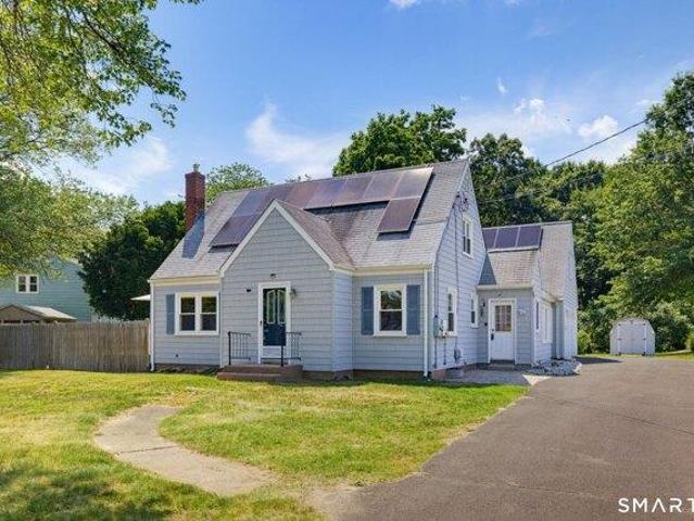 House for sale in Windsor Locks, Connecticut