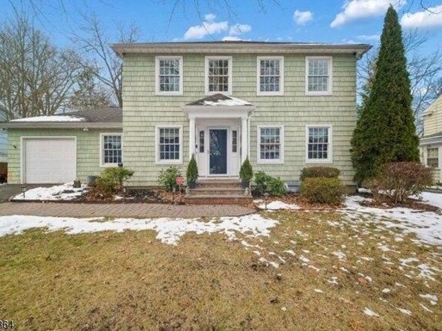 House for sale in Summit, New Jersey