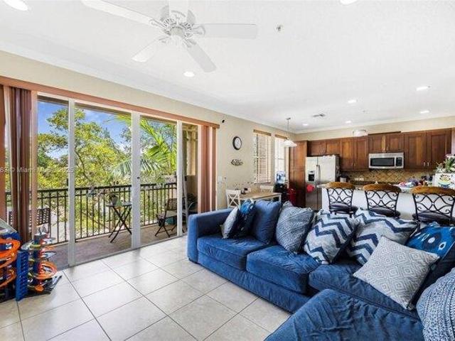 Condo for sale in Sunrise, Florida