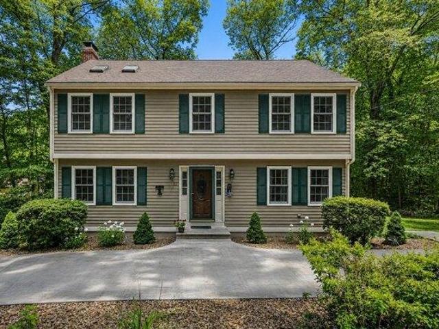 House for sale in Sutton, Massachusetts