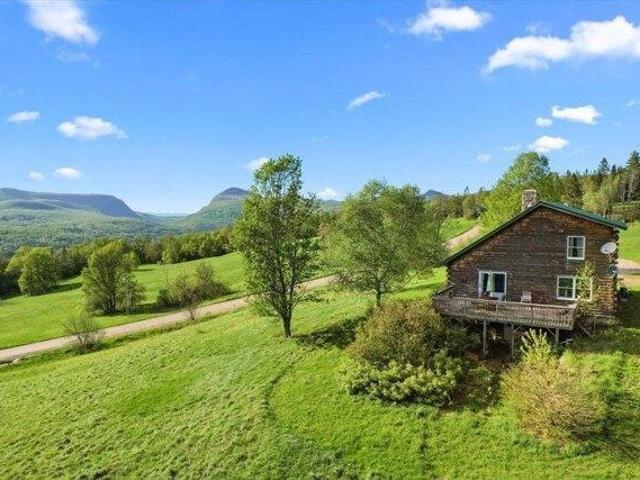 House for sale in Sutton, Caledonia County