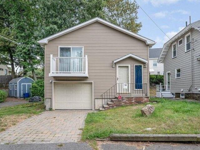 House for sale in Swampscott, Essex County