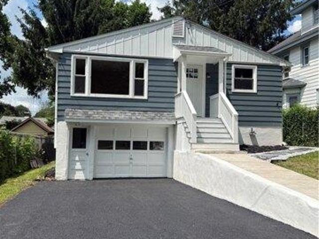 House for sale in Syracuse, New York