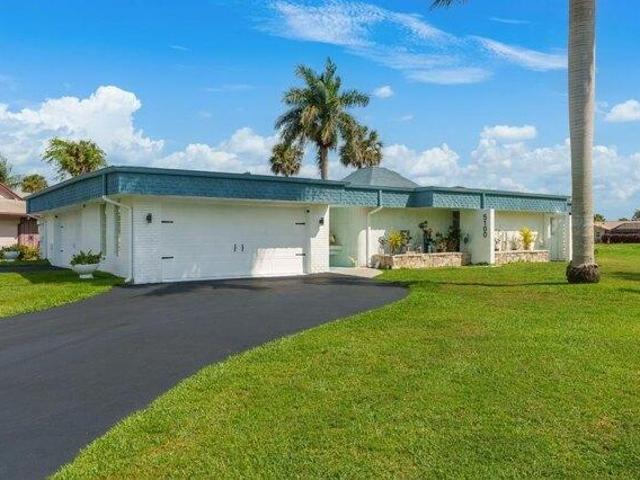 House for sale in Tamarac, Florida
