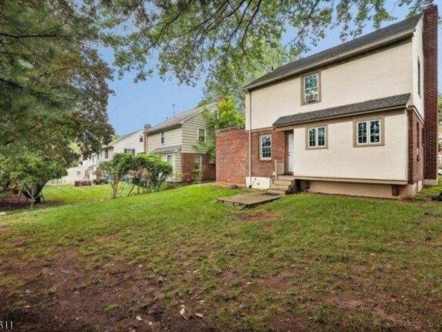 House for sale in Tenafly, New Jersey