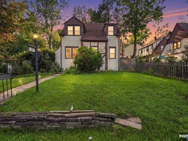 House for sale in Tenafly, New Jersey