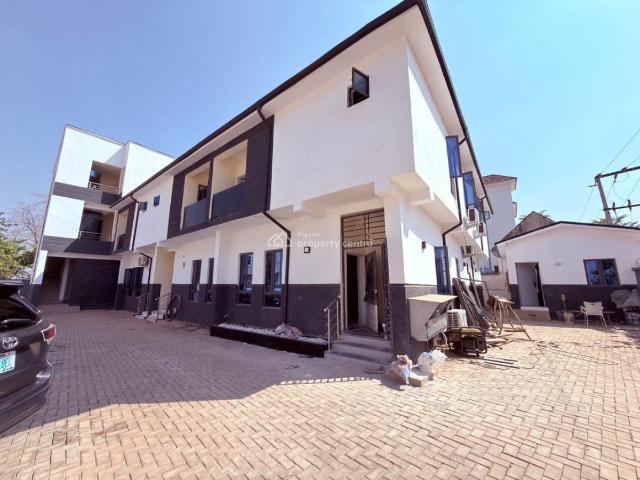 Detached house for sale in Abuja, Sokoto