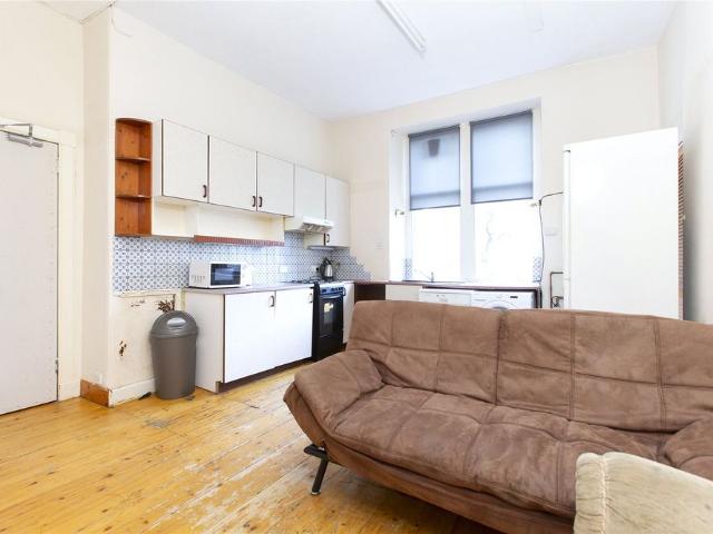 Apartment for rent in Morningside, Scotland