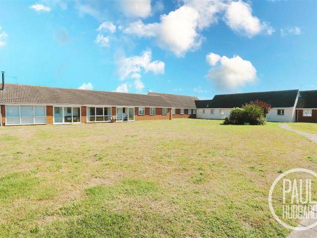 Bungalow for sale in Eastbridge, Suffolk