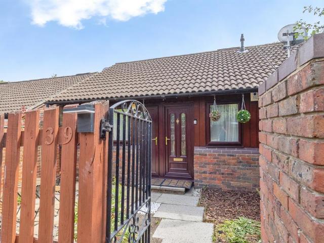 Bungalow for sale in Great Linford, Milton Keynes