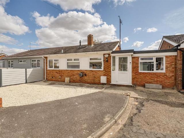 Bungalow for sale in Clapham, Bedford