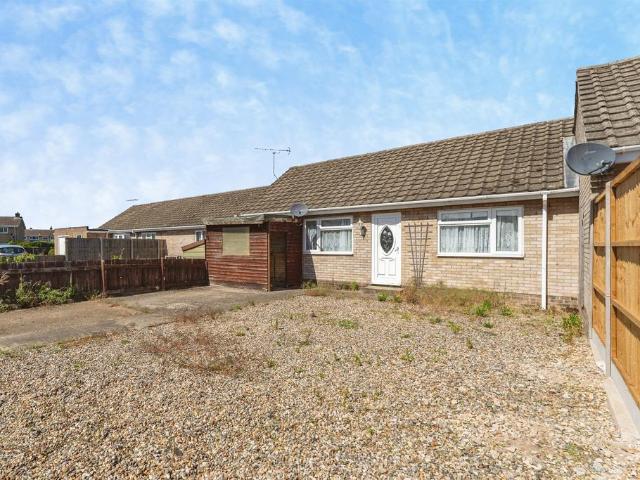 Bungalow for sale in Chedburgh, Suffolk