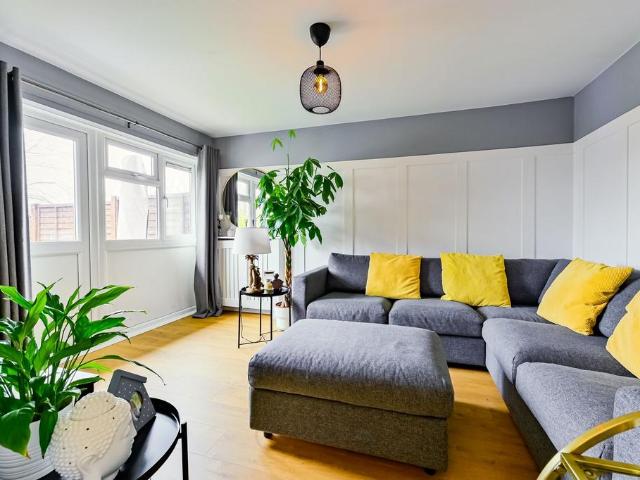 Bungalow for sale in Fenny Stratford, Milton Keynes