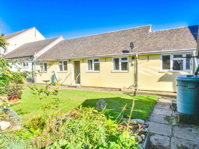 Bungalow for sale in Church End, Duton Hill