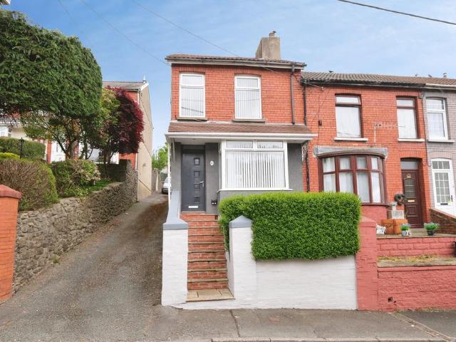 Bungalow for sale in Abertillery, Wales